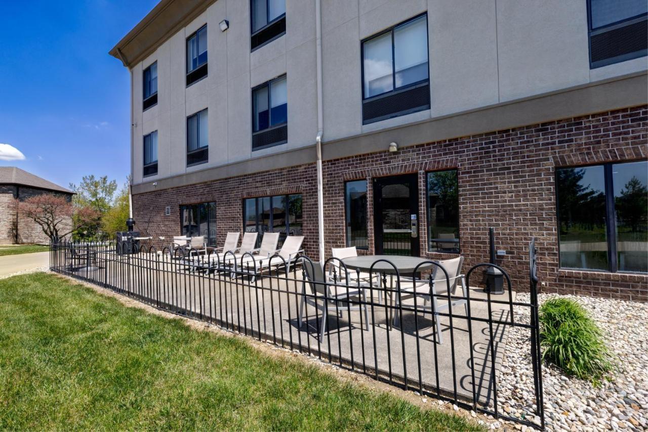 Holiday Inn Express Hotel & Suites Shelbyville By Ihg Экстерьер фото