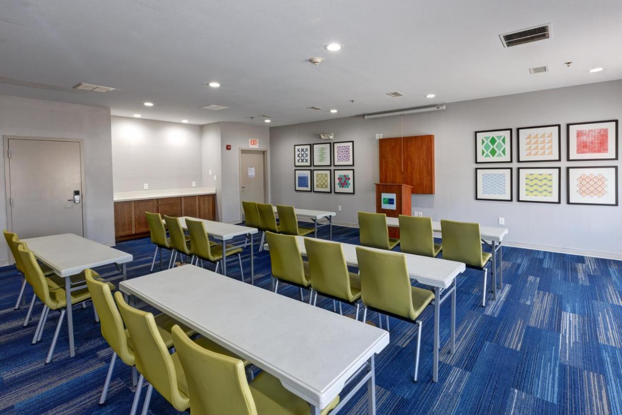 Holiday Inn Express Hotel & Suites Shelbyville By Ihg Экстерьер фото