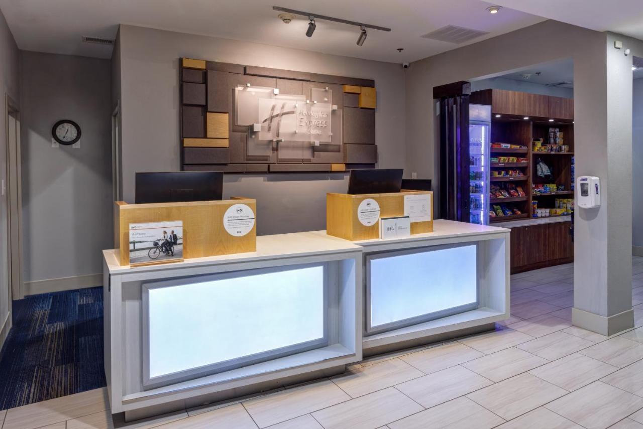 Holiday Inn Express Hotel & Suites Shelbyville By Ihg Экстерьер фото