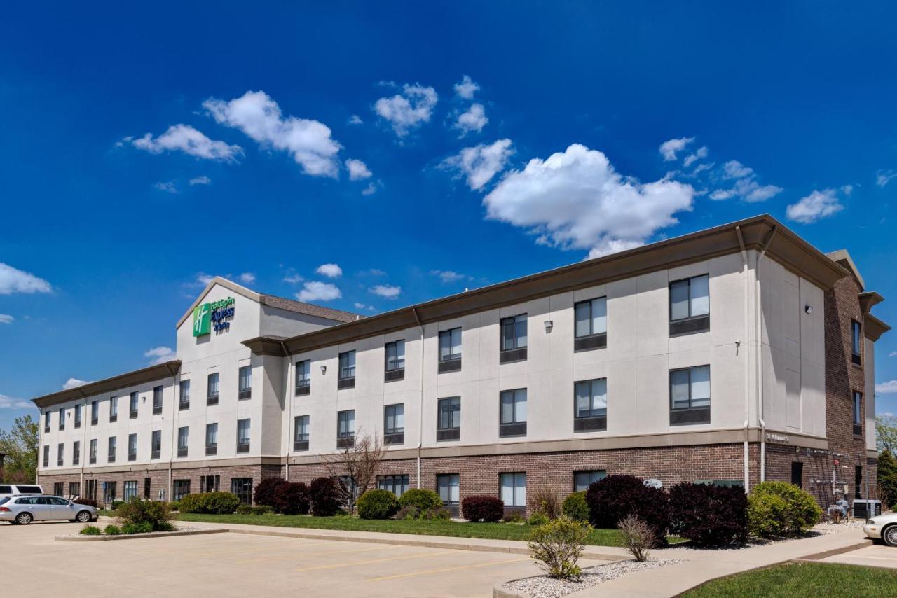Holiday Inn Express Hotel & Suites Shelbyville By Ihg Экстерьер фото