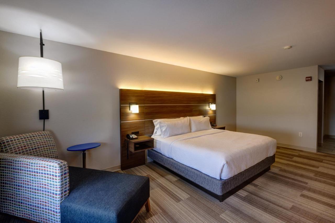 Holiday Inn Express Hotel & Suites Shelbyville By Ihg Экстерьер фото