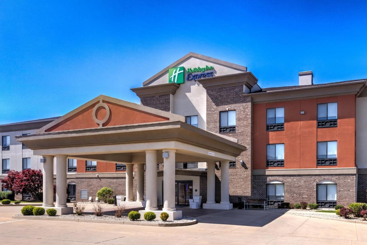 Holiday Inn Express Hotel & Suites Shelbyville By Ihg Экстерьер фото
