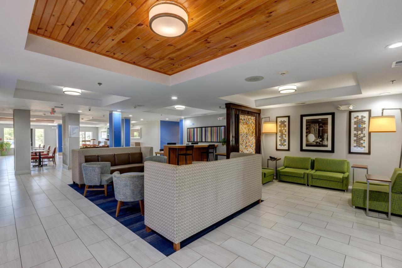 Holiday Inn Express Hotel & Suites Shelbyville By Ihg Экстерьер фото
