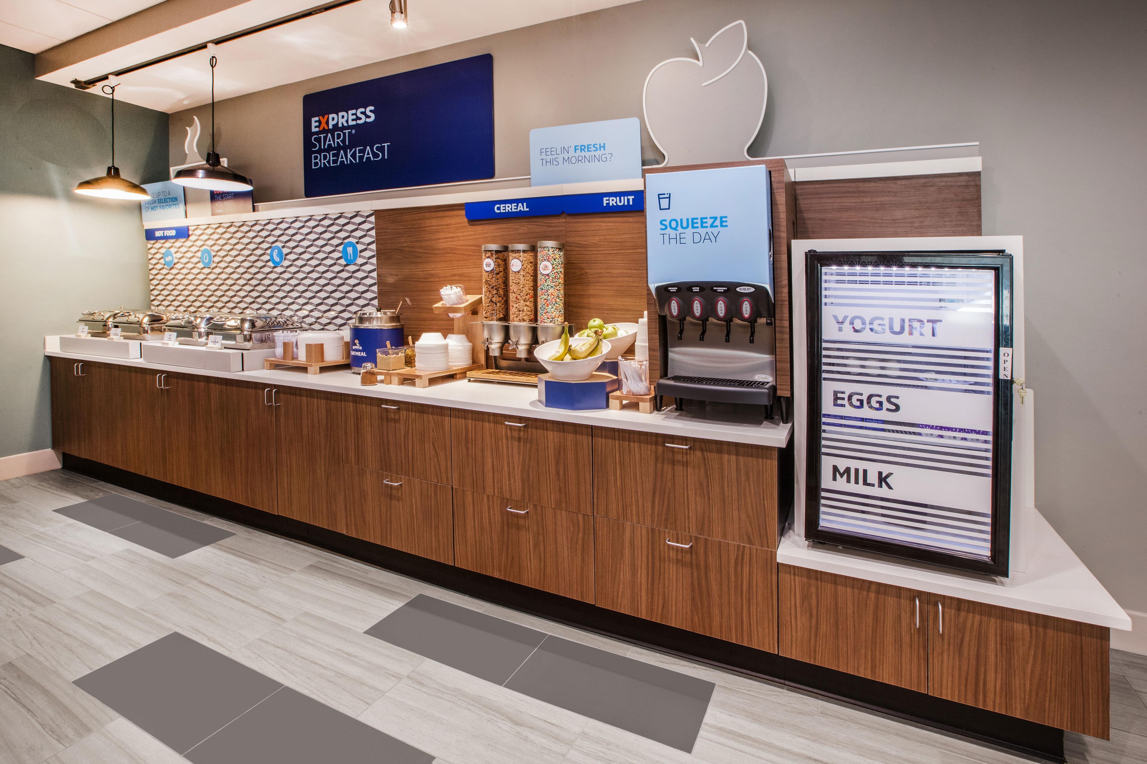 Holiday Inn Express Hotel & Suites Shelbyville By Ihg Экстерьер фото